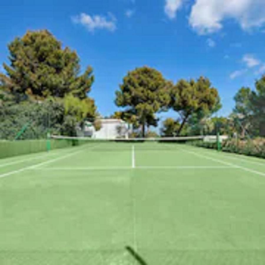 Hotel Moon Dreams Marina Parc Na Macaret Luaran gambar